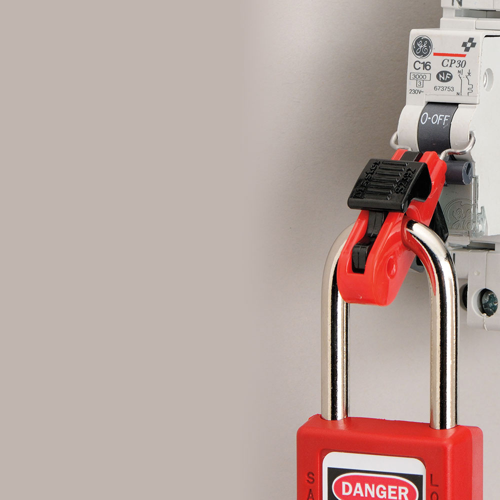 Khóa ngắt mạch Master Lock S2392